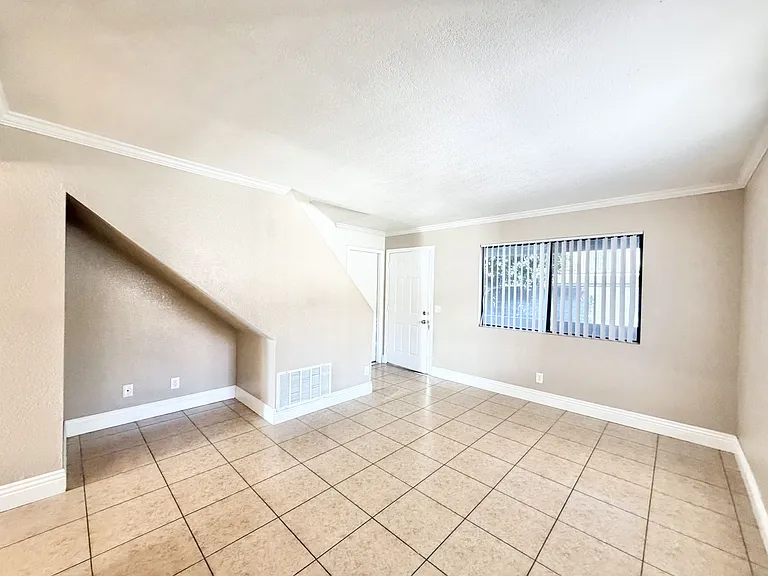 32945 Cielo Vista Rd #B — Photo 9