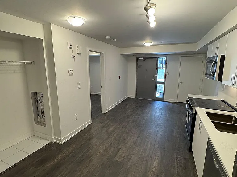 1680 Victoria Park Ave #107 — Photo 12