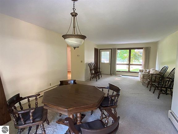 4th image of 10085 E Grandview Ct