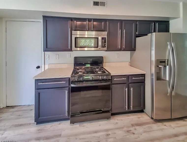 44A Watertown Ct — Photo 10
