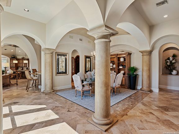 5th image of 7 VENICE CT