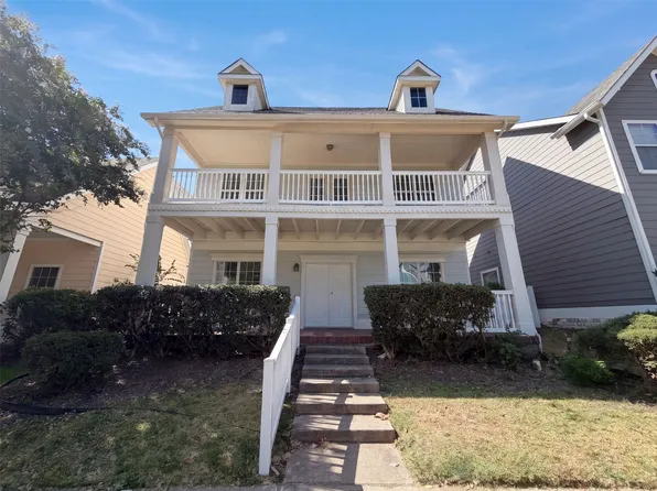 1232 Spanish Moss Dr, Aubrey, TX 76227