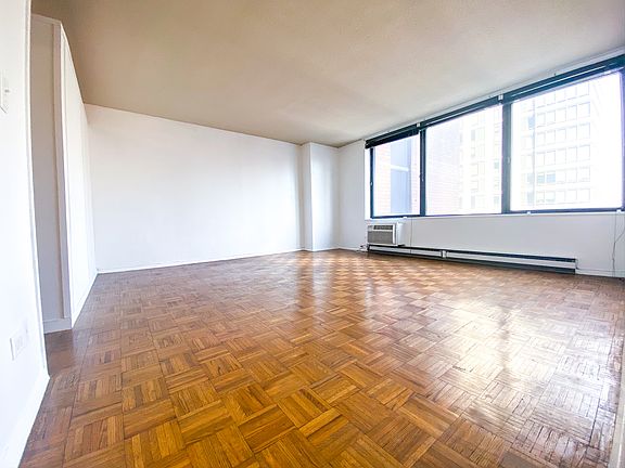 3rd image of 1641 3rd Ave APT 15G