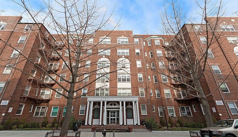 1st image of 901 Avenue H #84