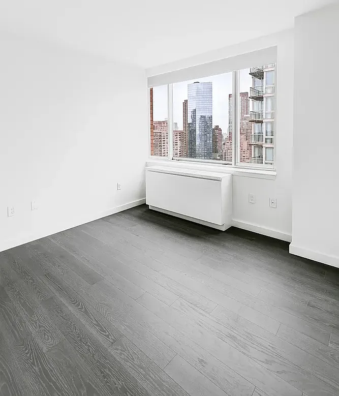 101 West End Avenue — Photo 3