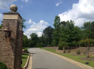 316 Waddesdon Dr, Macon, GA 31220