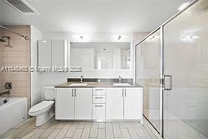 999 SW 1st Ave #2406 — Photo 17