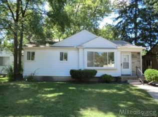 23101 Manistee Ave, Oak Park, MI 48237