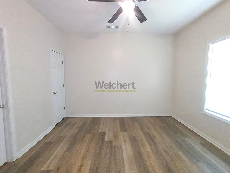 824 N 4th St — Photo 10