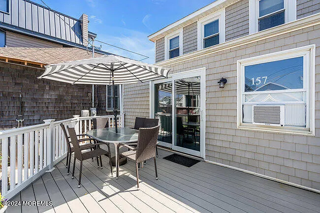 157 Beachfront Front — Photo 9