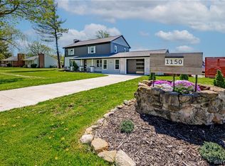 1150 Cain Rd, Youngstown, NY 14174