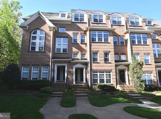 9505 Walker Way, Manassas Park, VA 20111