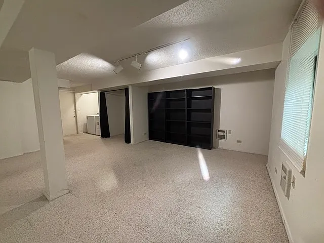 905 Casey Ct #1 — Photo 27