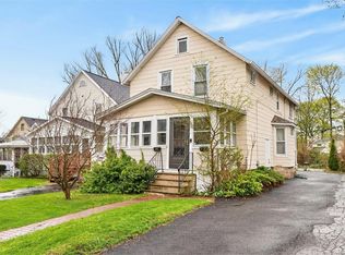 28 Croydon Rd, Rochester, NY 14610