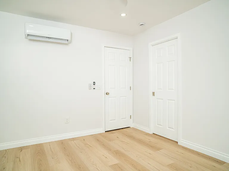 5203 Nutmeg St — Photo 17