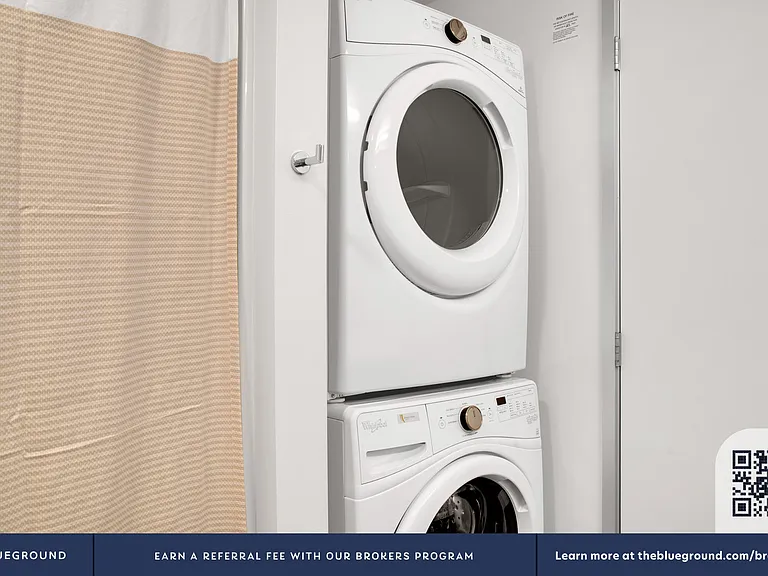 Washer/Dryer in Apartment