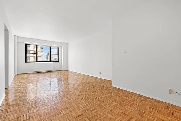 Sold by Compass | media 3
