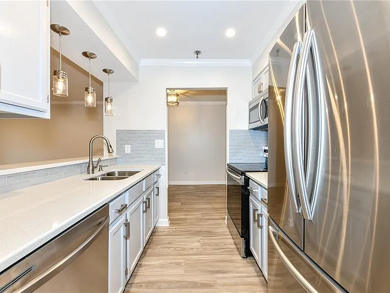 300 Johnson Ferry Rd #A210 — Photo 6