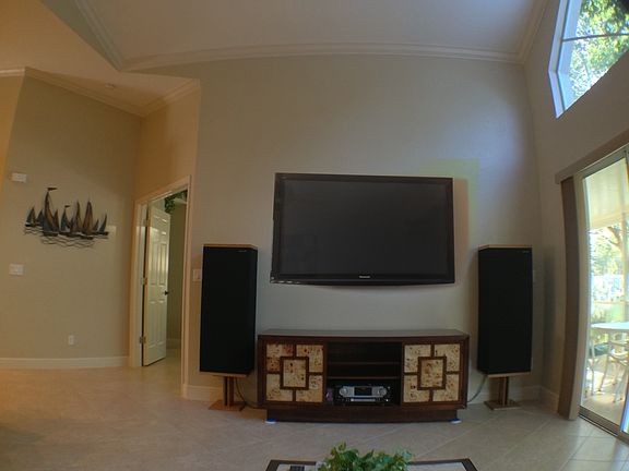 60" LED, Sat Rec, Theater