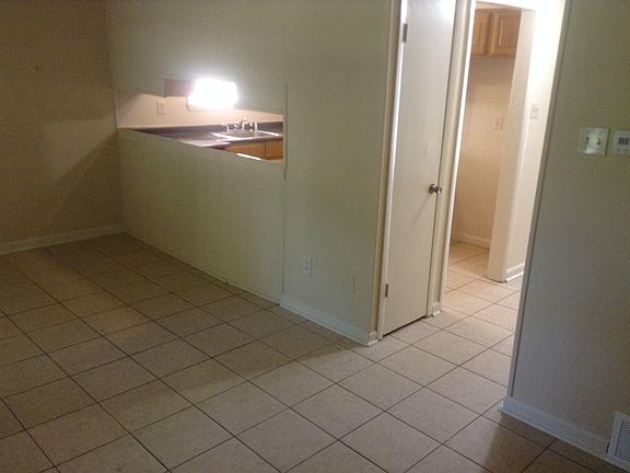 5th image of 5528 Apple Blossom Dr