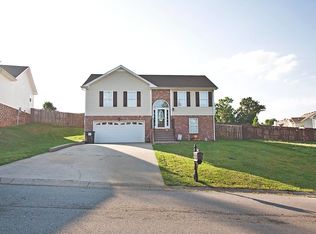 3161 Brook Hill Dr, Clarksville, TN 37042