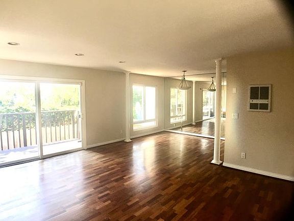 3rd image of 223 10th St