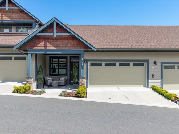 467 Royal Bay Dr #104, Colwood, BC V9C 0J5