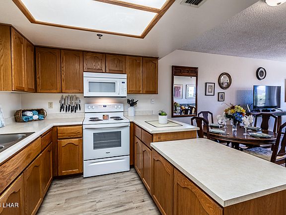 5th image of 2085 Mesquite Ave Unit 50
