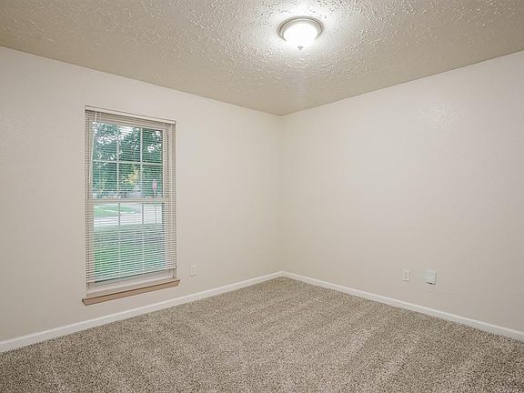 5th image of 13430 Piney Oaks Dr