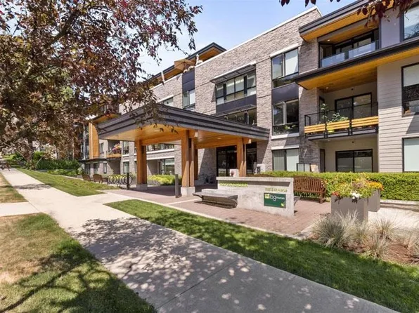 3365 E 4th Ave #206, Vancouver, BC V5M 0E7