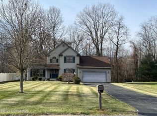 420 Donald Dr, Schenectady, NY 12306