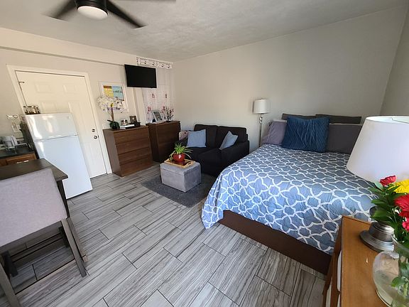 2nd image of 5858 Briercrest Ave
