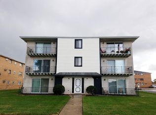 7321 W 85th Pl APT 2A, Bridgeview, IL 60455