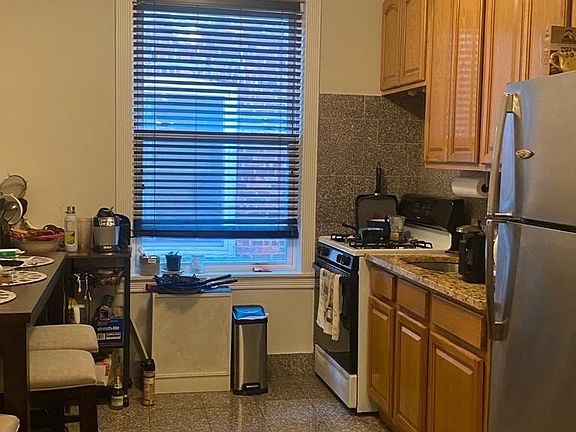 2nd image of 33-42 28th St #3