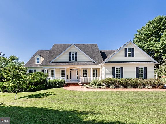 2nd image of 3623 Emory Rd N