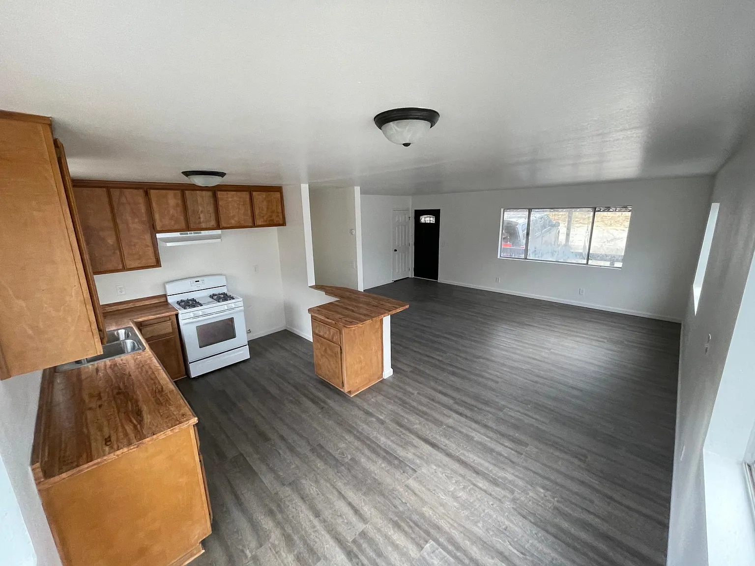 4424 High Trl — Photo 2