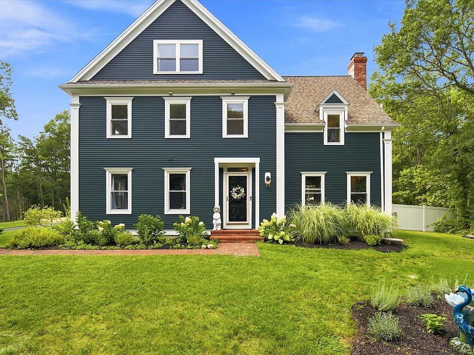 1st image of 31 Quaker Village Lane