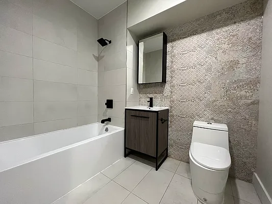 Rented by Rumah Realty Inc | media 21