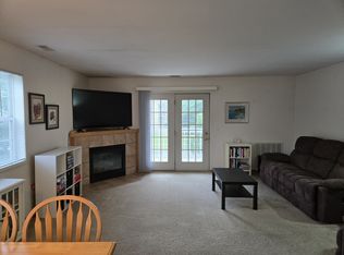 6801 Paus St #4, Madison, WI 53714