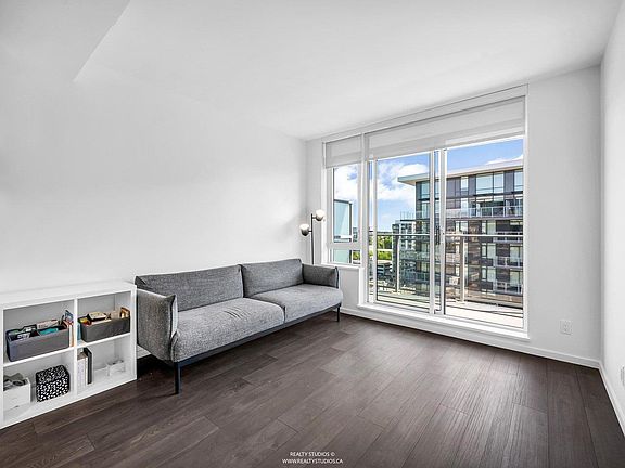 3rd image of 6300 Minoru Blvd #1212