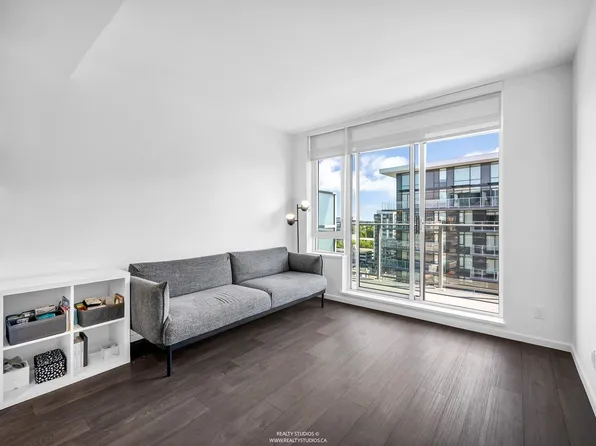 6300 Minoru Blvd #1212, Richmond, BC V6Y 1Y2
