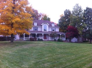 451 Countryside Dr, Broadview Heights, OH