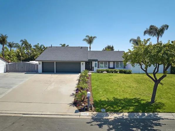 17942 Sun Knoll Dr, Yorba Linda, CA 92886