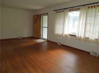 1360 Northview Dr, Marion, IA 52302