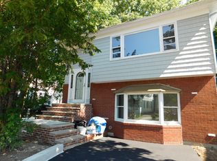 59 Irving Pl, Staten Island, NY 10304