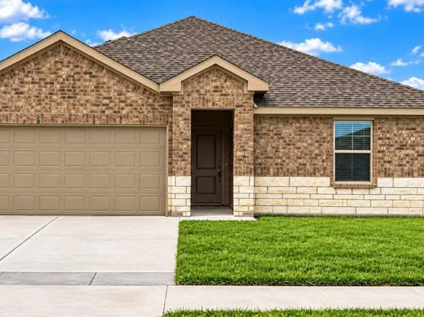 9530 Swedish Oak Dr, Corpus Christi, TX 78410