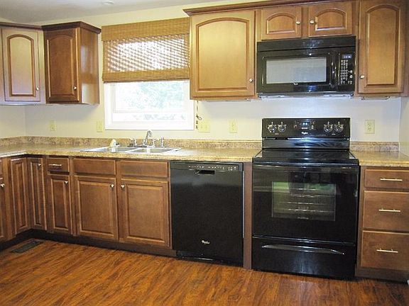 2nd image of 113 Westrock Farm Dr