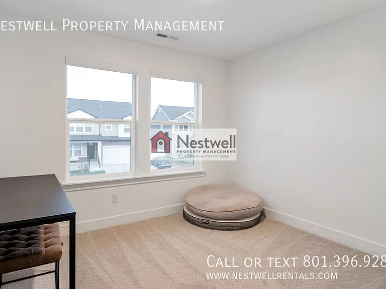 76 N Midland Dr — Photo 18