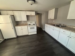 20 Crosby St #B, Webster, MA 01570