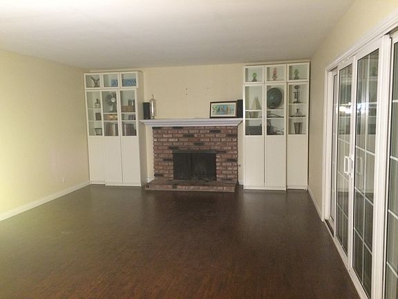 4th image of 532 S Westgate Dr
